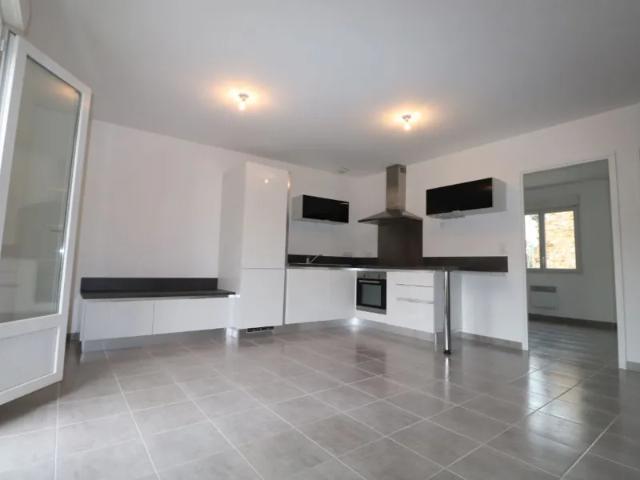 Location Appartement Rue Léon Lahitte, Coulommiers