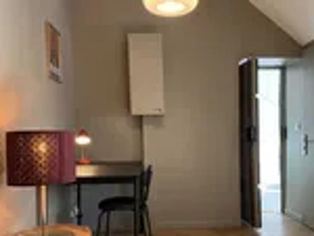 Location Appartement Rue Léon, Paris