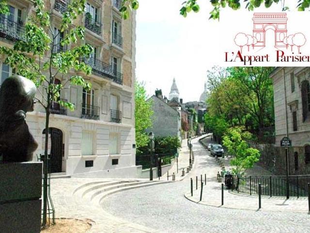 Location Appartement Rue Lepic, Paris