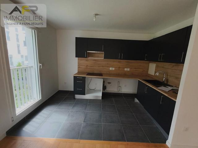 Location Appartement Rue Lionel Terray, Rueil Malmaison