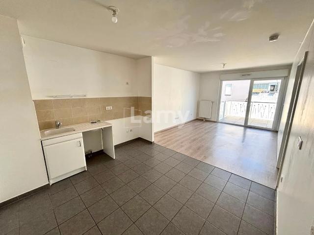Location Appartement Rue Lucie Berger, Strasbourg