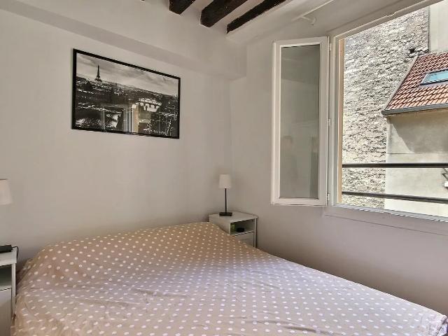 Location Appartement Rue Mouffetard, Paris