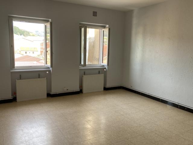 Location Appartement Rue Montagny, Tarare