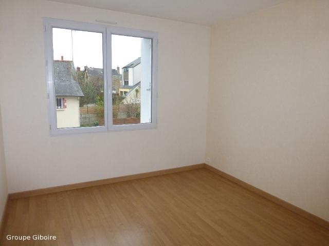Location Appartement Rue Montaigne, Rennes