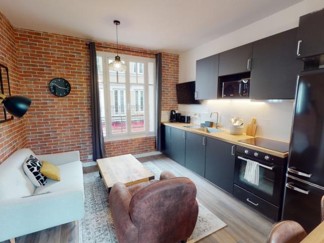 Location Appartement Rue Montebello, Fontainebleau