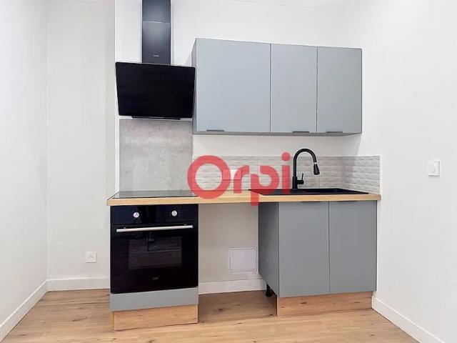 Location Appartement Rue Montgolfier, Fréjus