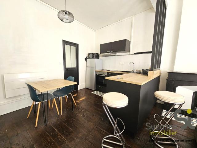Location Appartement Rue Montgolfier, Voiron
