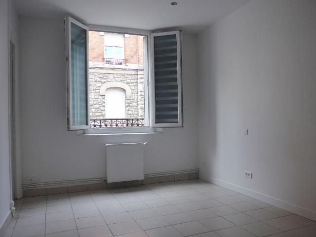 Location Appartement Rue Montlaurent, Reims