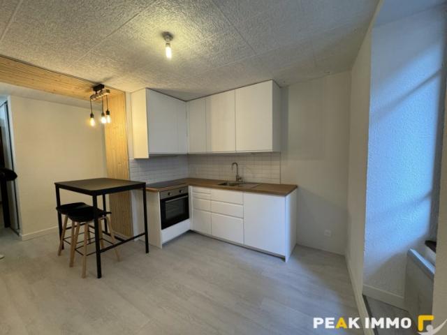 Location Appartement Rue Montpelaz, Rumilly