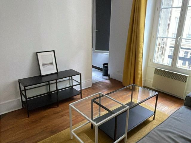 Location Appartement Rue Maublanc, Paris