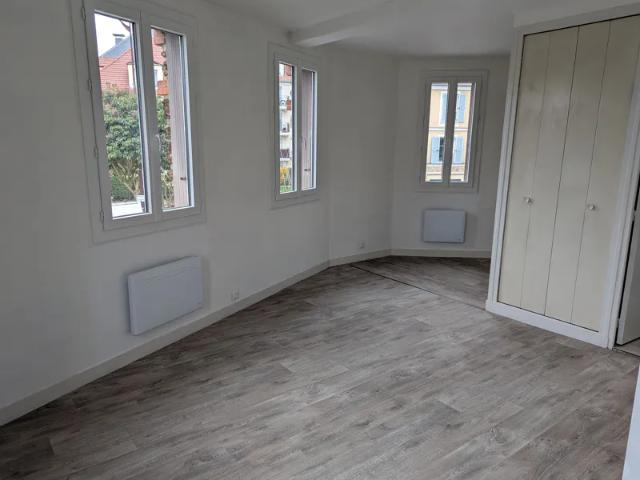 Location Appartement Rue Maurice Roy, Villiers sur Marne