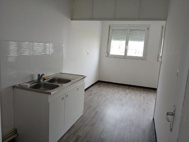 Location Appartement Rue Macdonald, Sedan