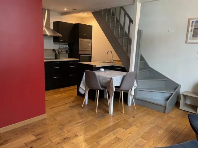 Location Appartement Rue Madeleine, Rochefort