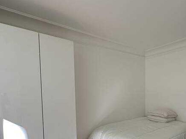 Location Appartement Rue Manin, Paris