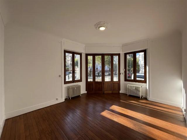 Location Appartement Rue Marcoz, Chambéry