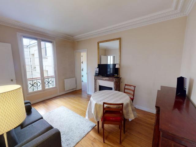Location Appartement Rue Marcadet, Paris