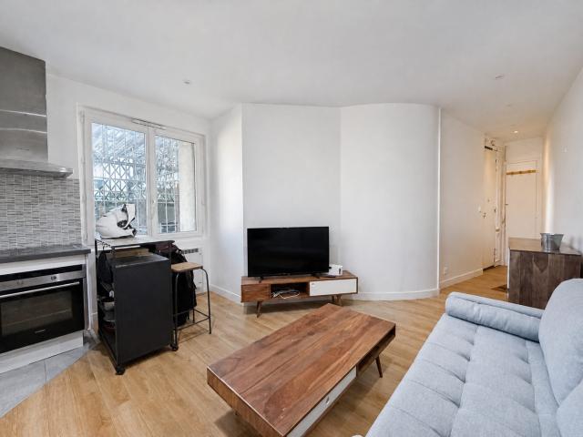 Location Appartement Rue Marcadet, Paris