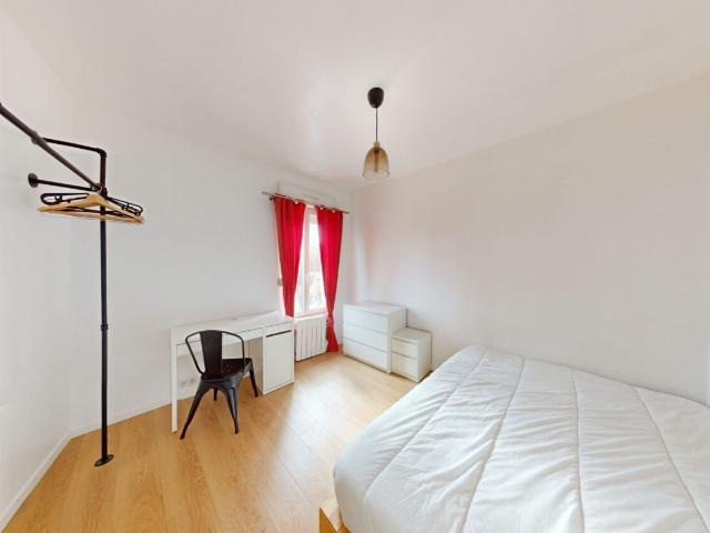 Location Appartement Rue Marie Clémence Fouriaux, Reims