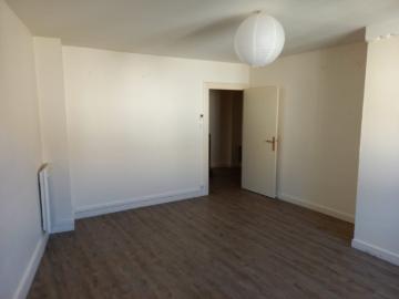 Location Appartement Rue Marie Paule Rive, Marcilly d'Azergues