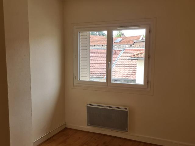 Location Appartement Rue Marie Paule Rive, Marcilly d'Azergues