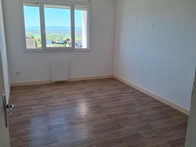 Location Appartement Rue Marius Avril, Marcigny