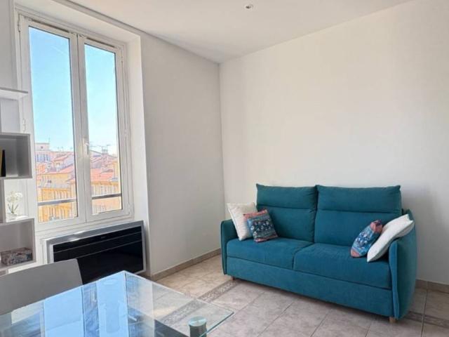 Location Appartement Rue Massena, Levens