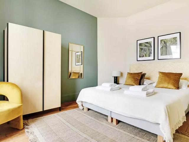 Location Appartement Rue Meslay, Paris