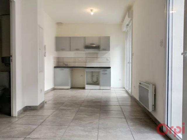 Location Appartement Rue Mirabeau, Espira de l'Agly