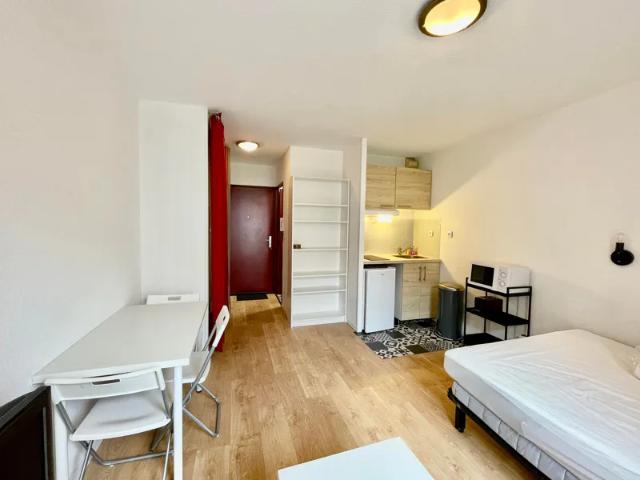 Location Appartement Rue Notre Dame, Toulouse