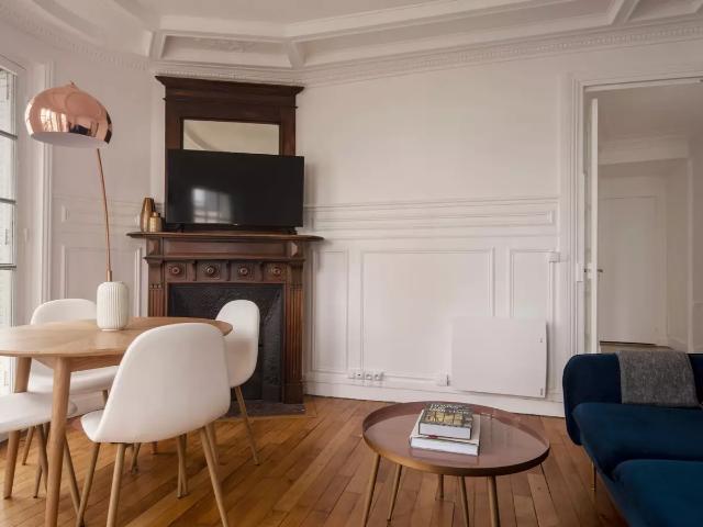 Location Appartement Quai de Grenelle, Paris