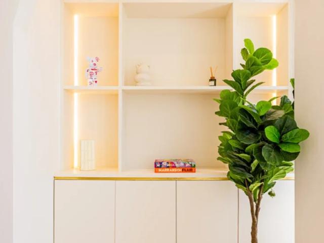 Location Appartement Rue Norvins, Paris