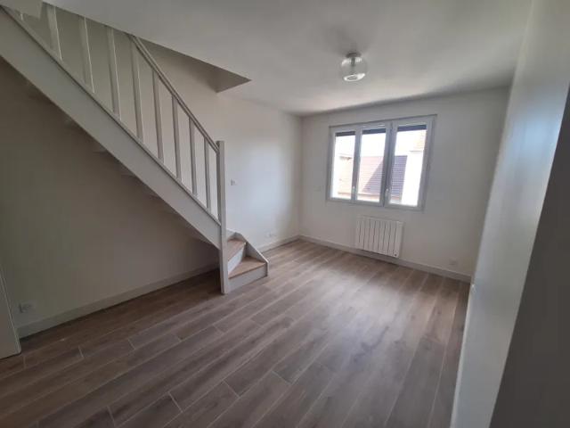 Location Appartement Rue Henri Bretonnet, Mézières sur Seine