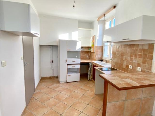 Location Appartement Rue Nationale, Nîmes