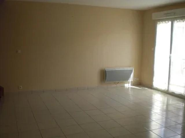 Location Appartement Rue Nationale, Verrières en Anjou