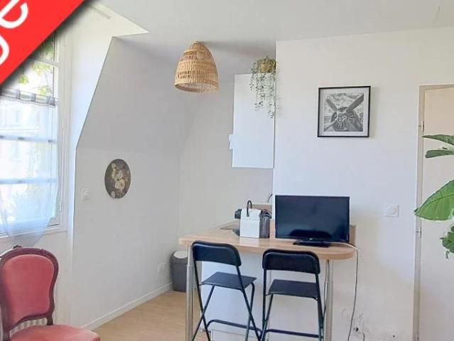 Location Appartement Rue Néricault Destouches, Tours