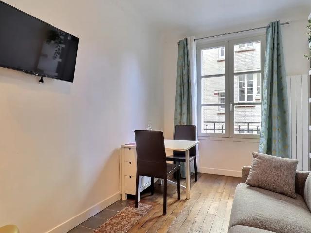 Location Appartement Rue Nicolas Roret, Paris