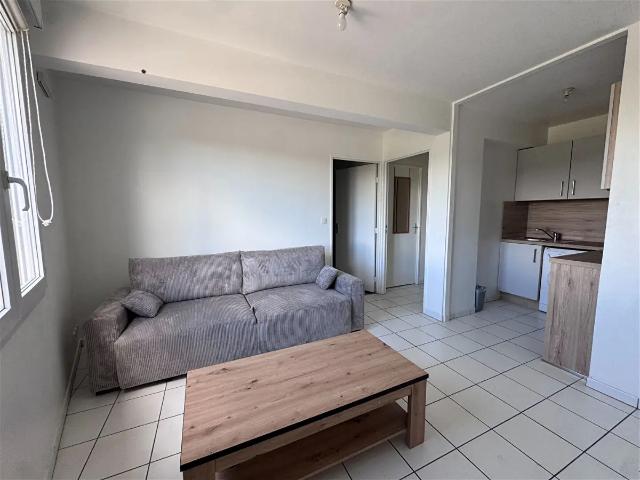 Location Appartement Rue Nicole, Chartres