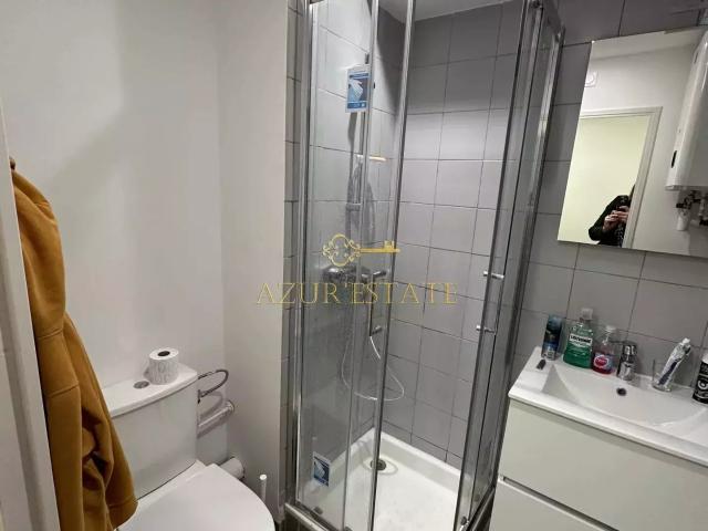 Location Appartement Rue Smolett, Nice