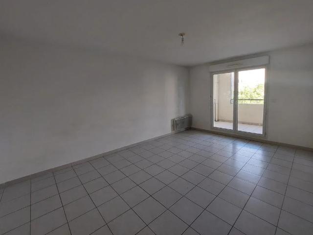 Location Appartement Rue Solier, Nîmes