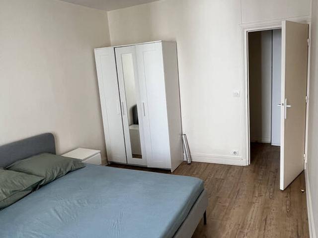Location Appartement Rue Sorbier, Paris