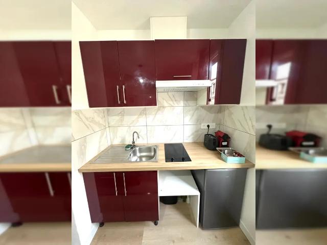 Location Appartement Rue Sauffroy, Paris