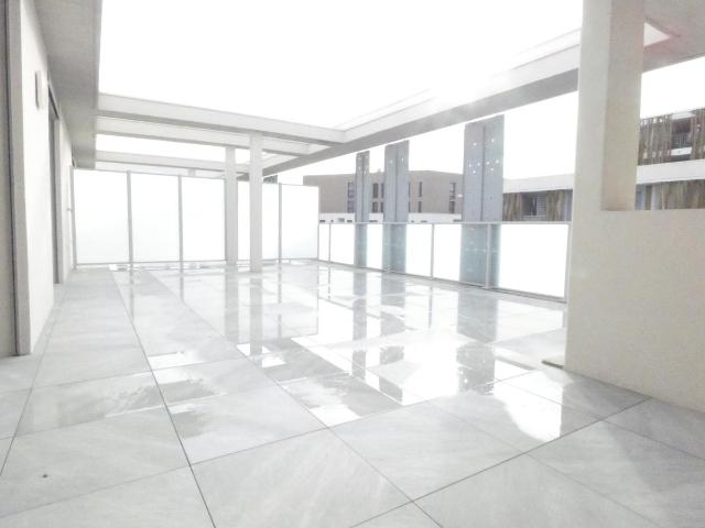 Location Appartement Rue Sabine et Miron Zlatin, Montpellier