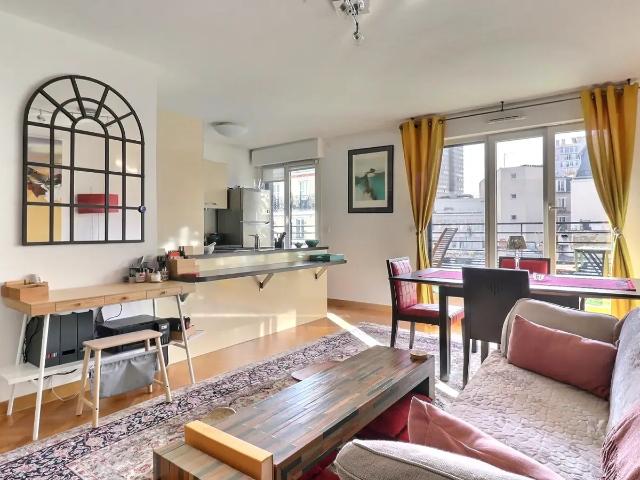 Location Appartement Rue Saint Charles, Paris
