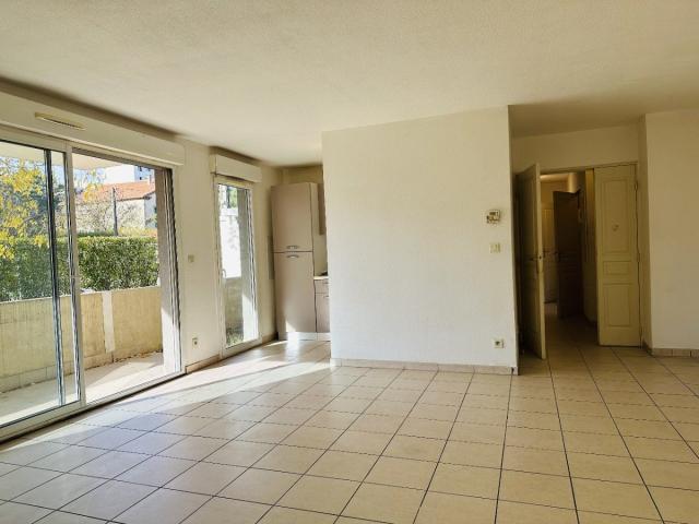 Location Appartement Rue Saint Cléophas, Montpellier