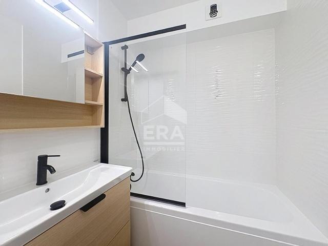 Location Appartement Rue Saint Antoine, Étampes