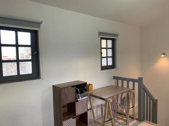 Location Appartement Rue Saint Antoine, Nîmes