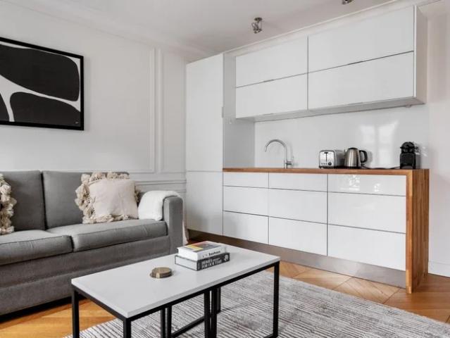 Location Appartement Rue Saint Antoine, Paris