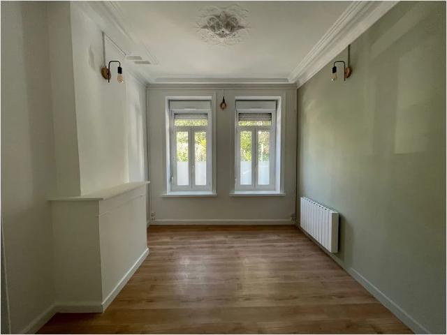 Location Appartement Rue Saint Bernard, Lille
