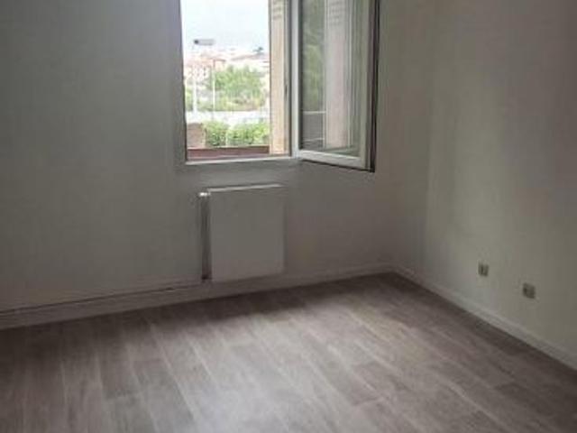 Location Appartement Rue Saint Honoré, Bourgoin Jallieu