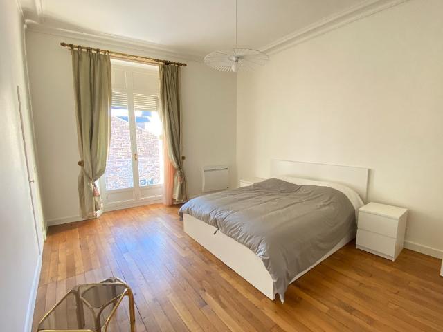Location Appartement Rue Saint Hélier, Rennes